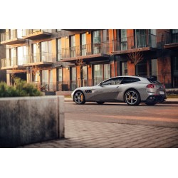 Ferrari GTC4Lusso Aero Roof...